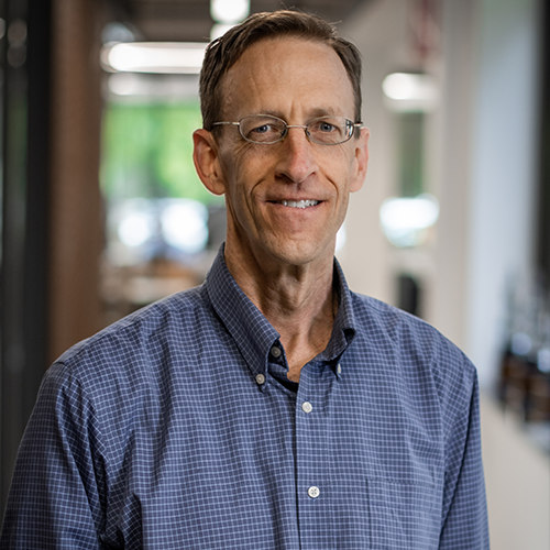 Joel Rinkel headshot