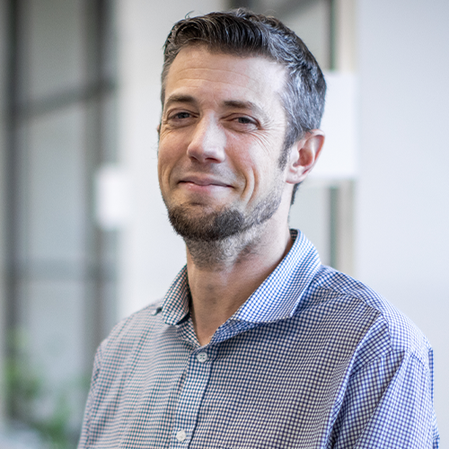 Andy Bolton headshot